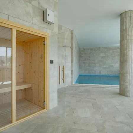 Gorgeous Marina View Apartment, Close To The Beach Λάγος