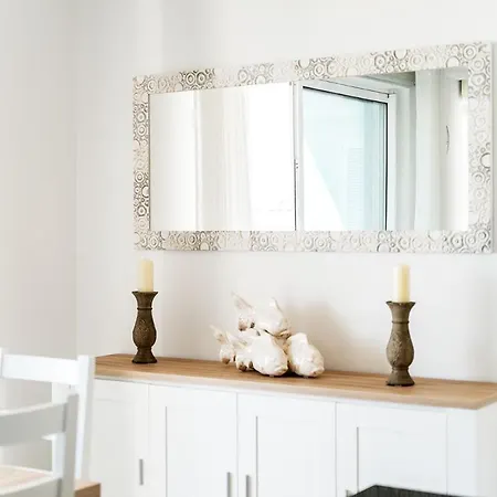 Διαμέρισμα Gorgeous Marina View Apartment, Close To The Beach *
